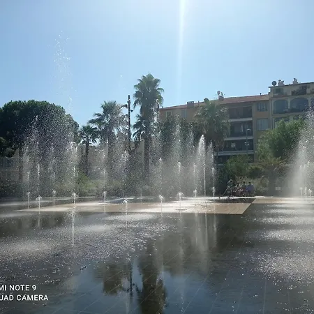 Apartment Studette En Plein Coeur Du Vieux Nice